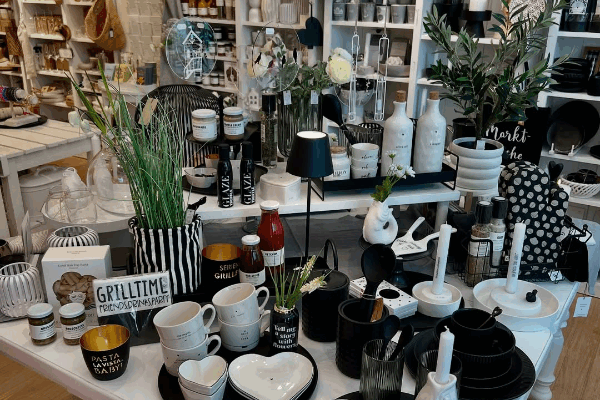 Bild 1 von WOLKENLOS -Homestyle-